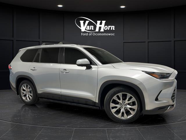 2024 Toyota Grand Highlander Hybrid Limited for sale in Oconomowoc, WI