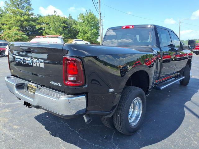 2026 RAM Ram 3500 RAM 3500 TRADESMAN CREW CAB 4X4 8 BOX