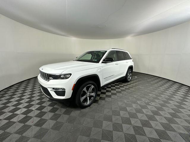 2022 Jeep Grand Cherokee 4xe Limited 4x4 2022 Jeep Grand Cherokee 4xe Limited 4x4