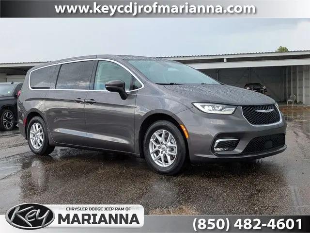 2023 Chrysler Pacifica Touring L for sale in Marianna, FL