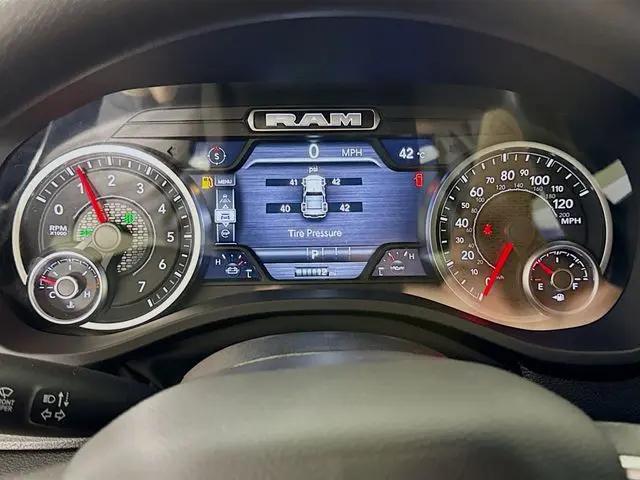 2026 Ram 1500 Express Quad Cab 4x4 64 Box