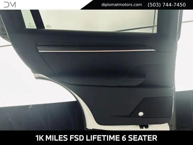2026 Tesla Model X Plaid