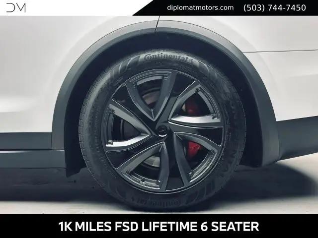 2026 Tesla Model X Plaid