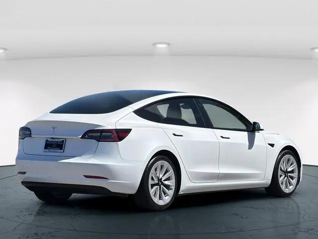 2021 Tesla Model 3 Standard Range Plus Rear-Wheel Drive