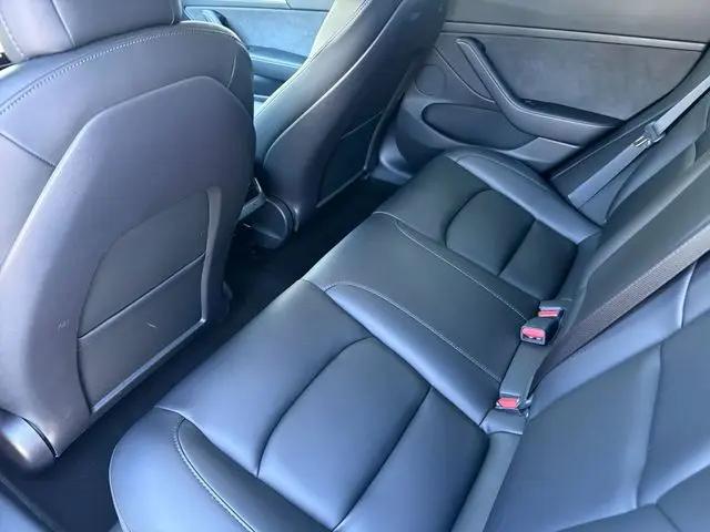 2021 Tesla Model 3 Standard Range Plus Rear-Wheel Drive