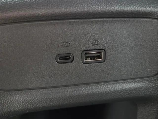 2026 Buick NV Sport Touring FWD