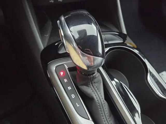 2026 Buick NV Sport Touring FWD