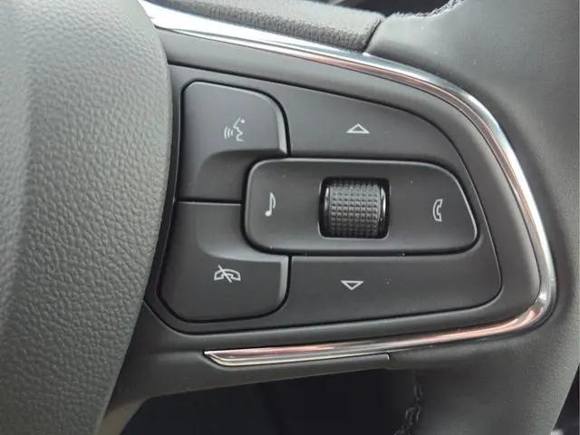 2026 Buick NV Sport Touring FWD