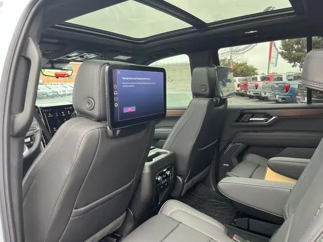 2026 GMC Yukon 4WD Denali