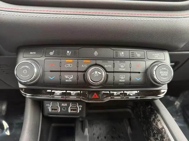 2026 Dodge Durango GT Plus AWD HEMI V8 America 250 Edition