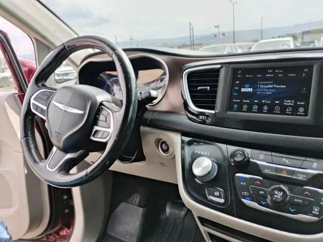 2019 Chrysler Pacifica Touring L