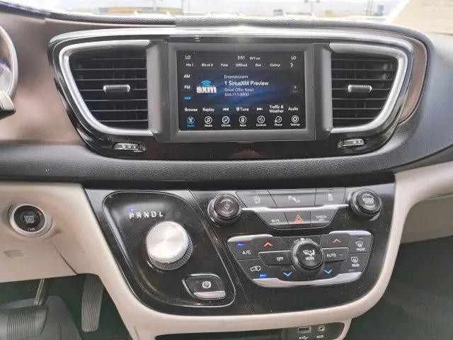 2019 Chrysler Pacifica Touring L