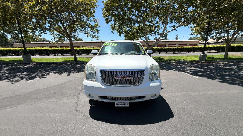 2007 GMC Yukon Denali for sale in Oakdale, CA