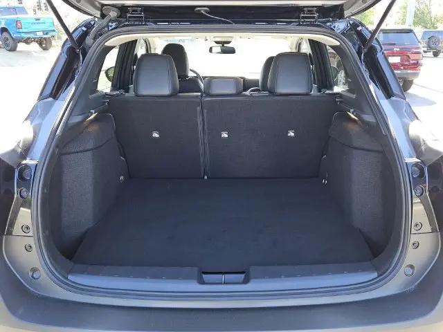 2025 Nissan Kicks SR Intelligent AWD