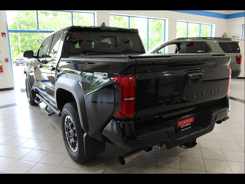 2025 Toyota Tacoma Limited - Photo 7