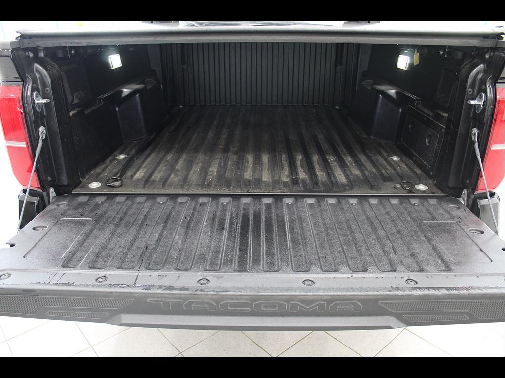 2025 Toyota Tacoma Limited - Photo 19