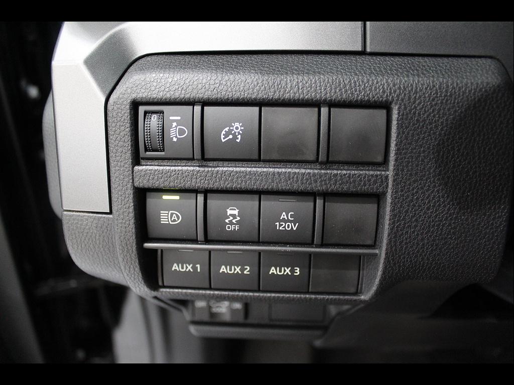 2025 Toyota Tacoma Limited - Photo 28