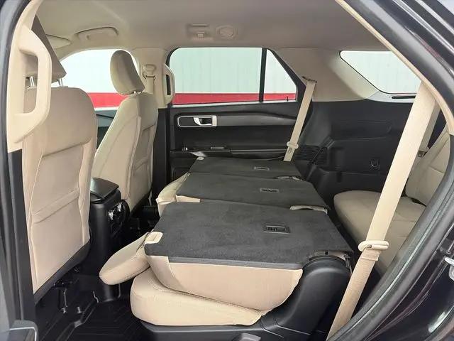 2023 Ford Explorer Base