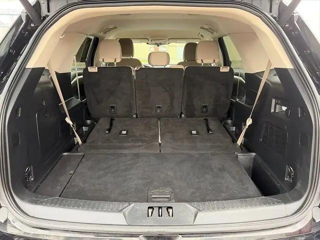 2023 Ford Explorer Base