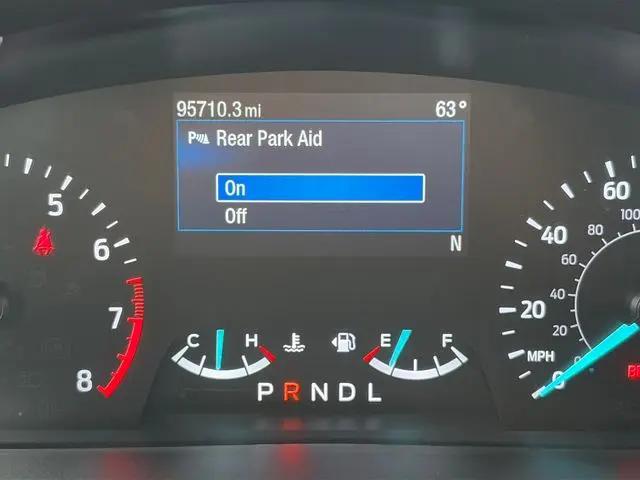 2023 Ford Explorer Base