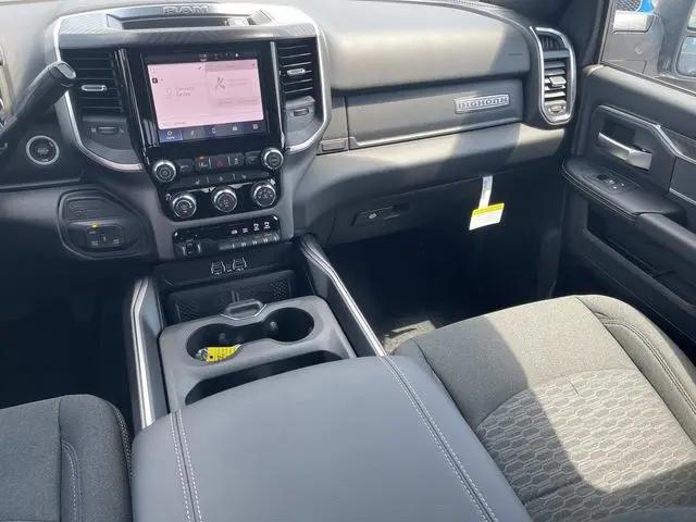 2026 Ram 2500 Big Horn Crew Cab 4x4 64 Box