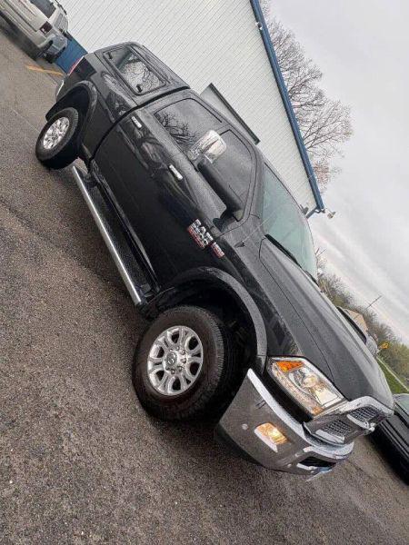 2018 Ram 2500 Laramie Crew Cab 4x4 64 Box