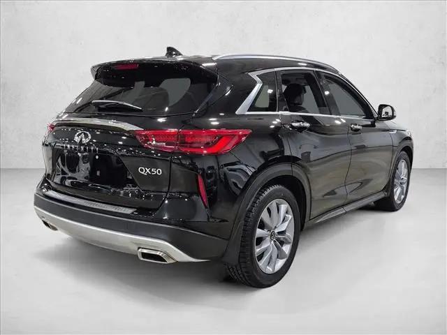 2021 INFINITI QX50 LUXE