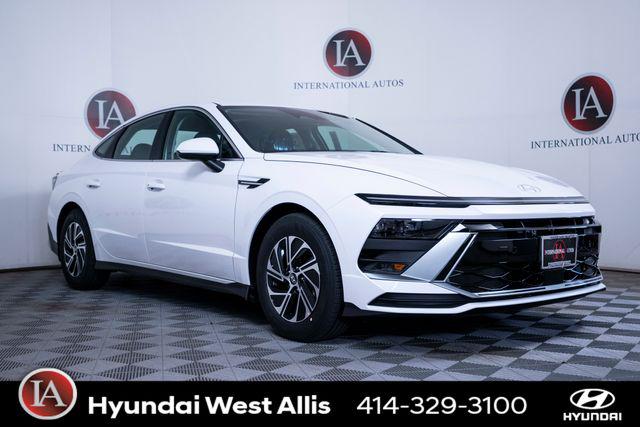 2026 Hyundai Sonata Hybrid Blue for sale in West Allis, WI