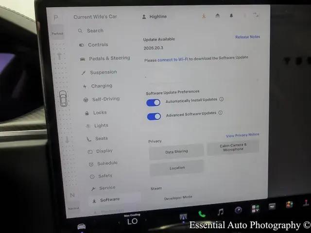 2023 Tesla Model S Plaid Tri Motor All-Wheel Drive