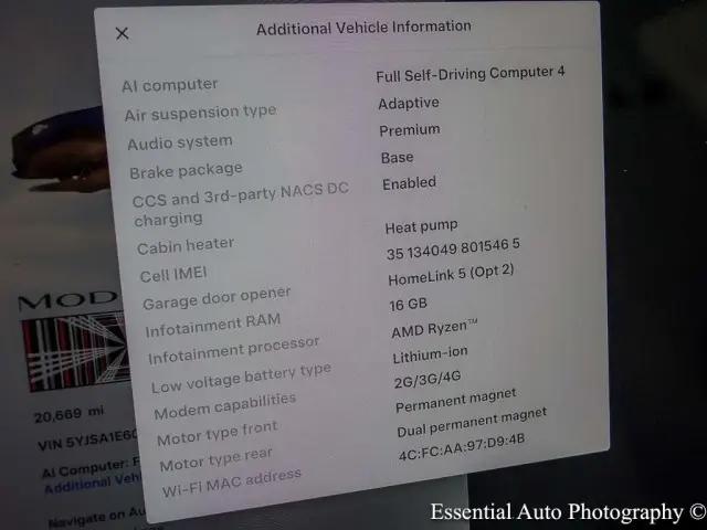 2023 Tesla Model S Plaid Tri Motor All-Wheel Drive