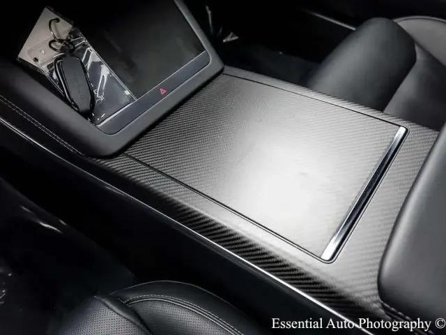 2023 Tesla Model S Plaid Tri Motor All-Wheel Drive