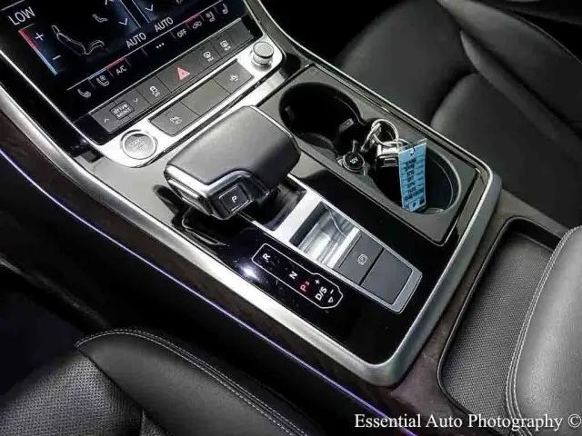 2021 Audi Q8 Premium Plus 55 TFSI quattro Tiptronic