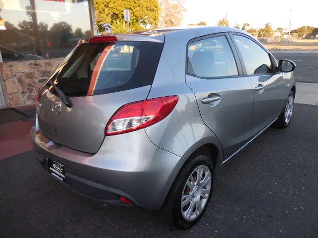 2013 Mazda Mazda2 Sport