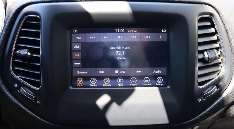 2020 Jeep Compass Latitude FWD