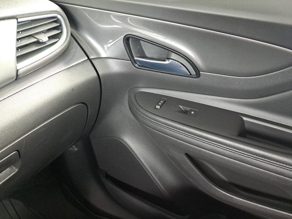 2019 Buick Encore Preferred - Photo 31