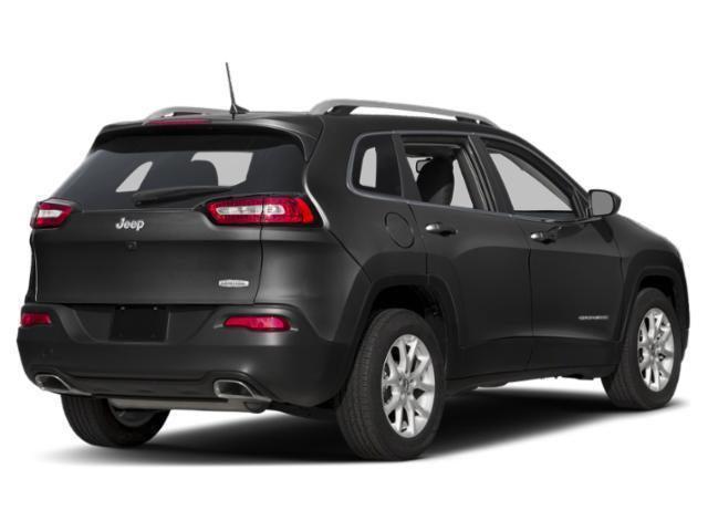 2015 Jeep Cherokee Latitude - 2