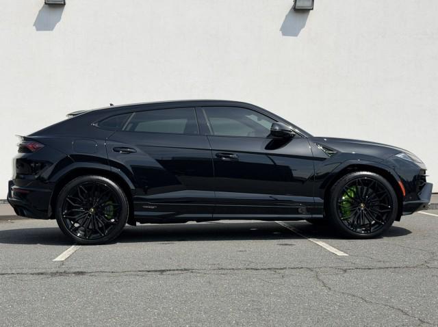2025 Lamborghini Urus SE - Photo 10