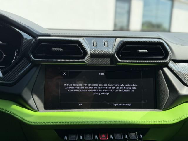 2025 Lamborghini Urus SE - Photo 12