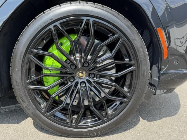 2025 Lamborghini Urus SE - Photo 34