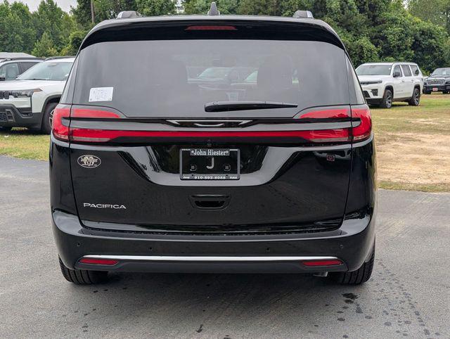 2027 Chrysler Pacifica Pinnacle