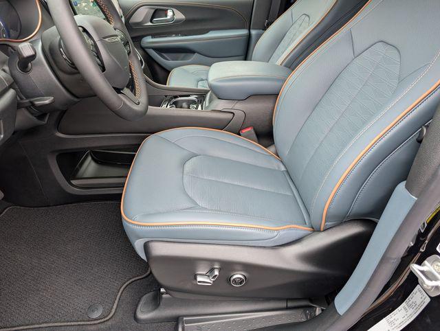 2027 Chrysler Pacifica Pinnacle