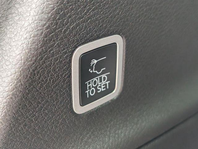 2027 Chrysler Pacifica Pinnacle