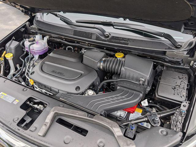 2027 Chrysler Pacifica Pinnacle