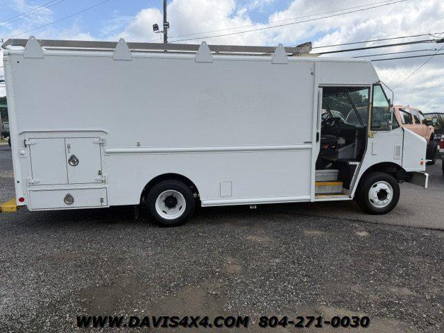 2016 Freightliner Van Unknown