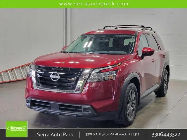 2022 Nissan Pathfinder SV 4WD for sale in Akron, OH