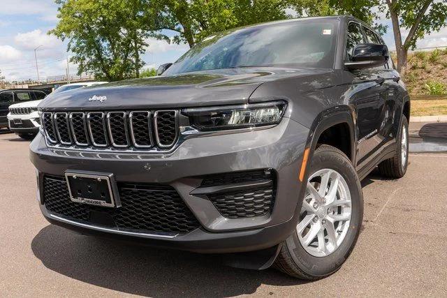 2026 Jeep Grand Cherokee GRAND CHEROKEE LAREDO X 4X4 2026 Jeep Grand Cherokee GRAND CHEROKEE LAREDO X 4X4