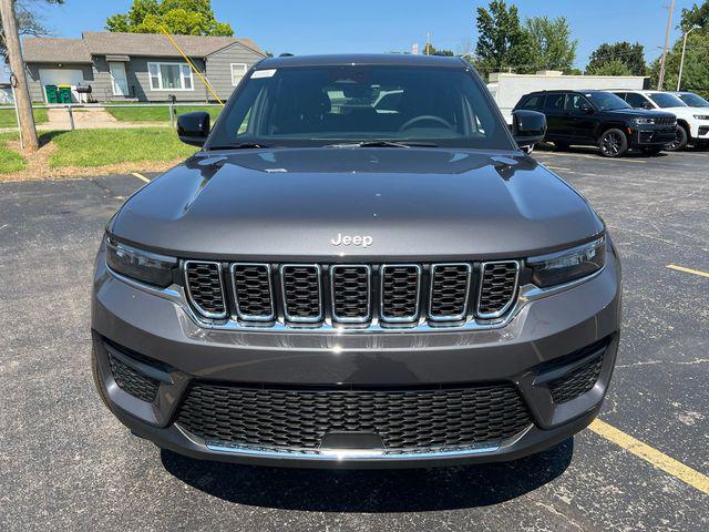 2026 Jeep Grand Cherokee GRAND CHEROKEE LAREDO 4X4