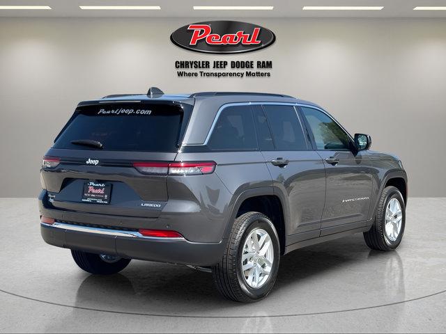 2026 Jeep Grand Cherokee GRAND CHEROKEE LAREDO X 4X4