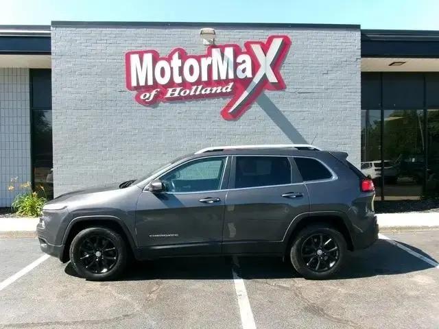 2016 Jeep Cherokee Latitude for sale in Holland, MI