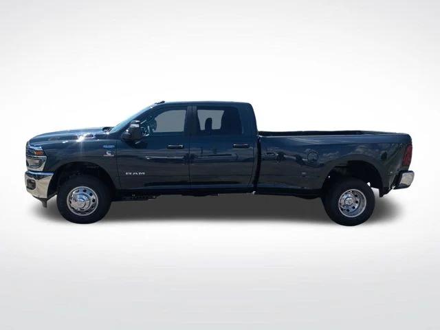 2026 RAM 3500 RAM 3500 BIG HORN CREW CAB 4X4 8 BOX 2026 RAM 3500 RAM 3500 BIG HORN CREW CAB 4X4 8 BOX